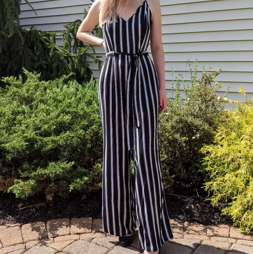 Forever 21 black and white jumpsuit